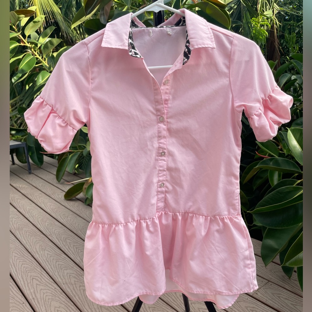 Cute pastel peach shirt dress ruffled hem balloon sleeve girl's dress size small